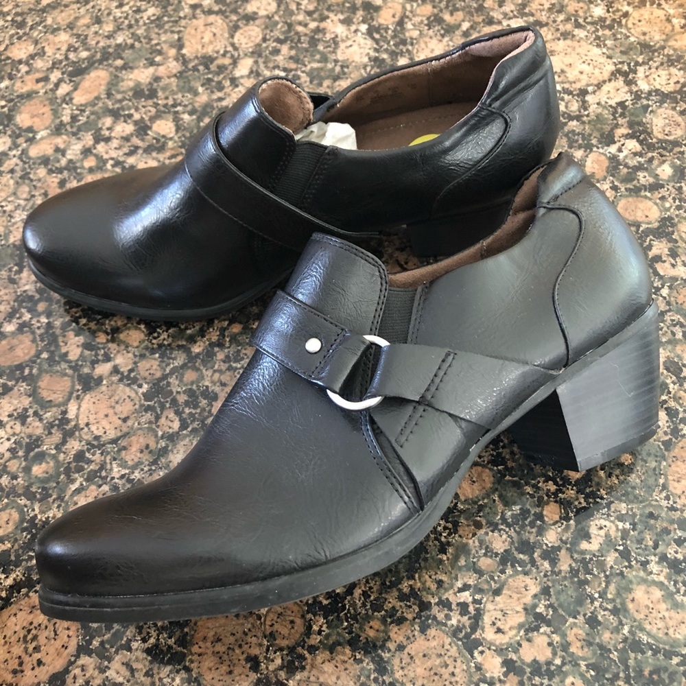 NaturalSoul Black Booties